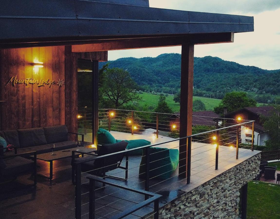 Mountain Lodge Rîşnov Esterno foto